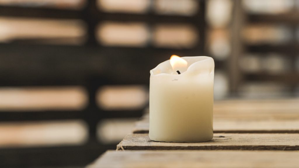 What Does It Mean When A Candle Makes Popping And Crackling Noises What Does It Mean When A Candle Makes Popping And Crackling Noises